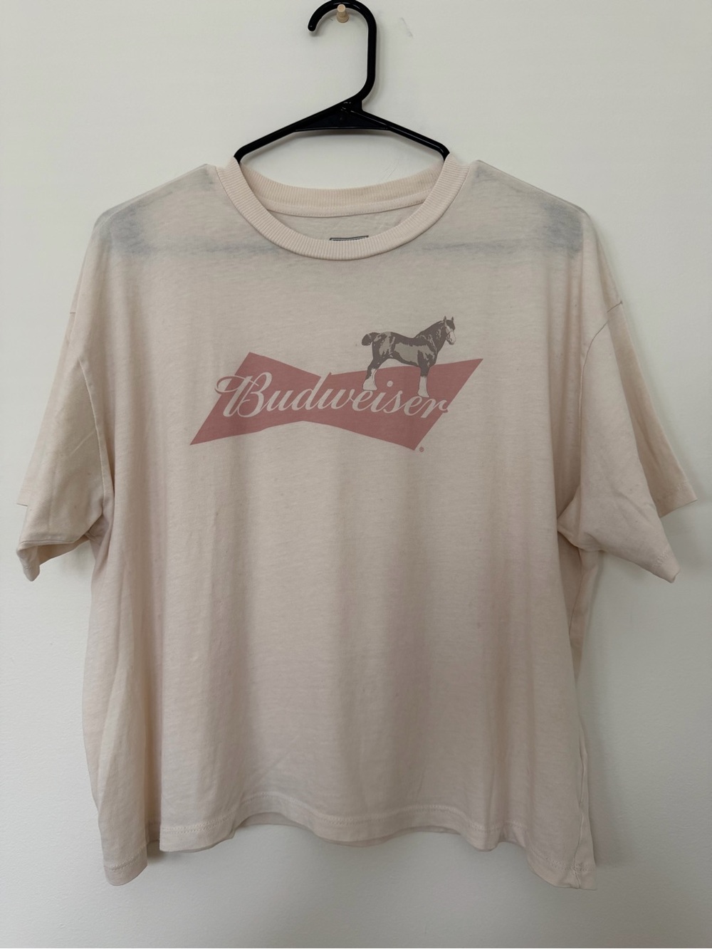 American Eagle Outfitters Tailgate: Cream Budweiser Graphic Short Sleeve Tee